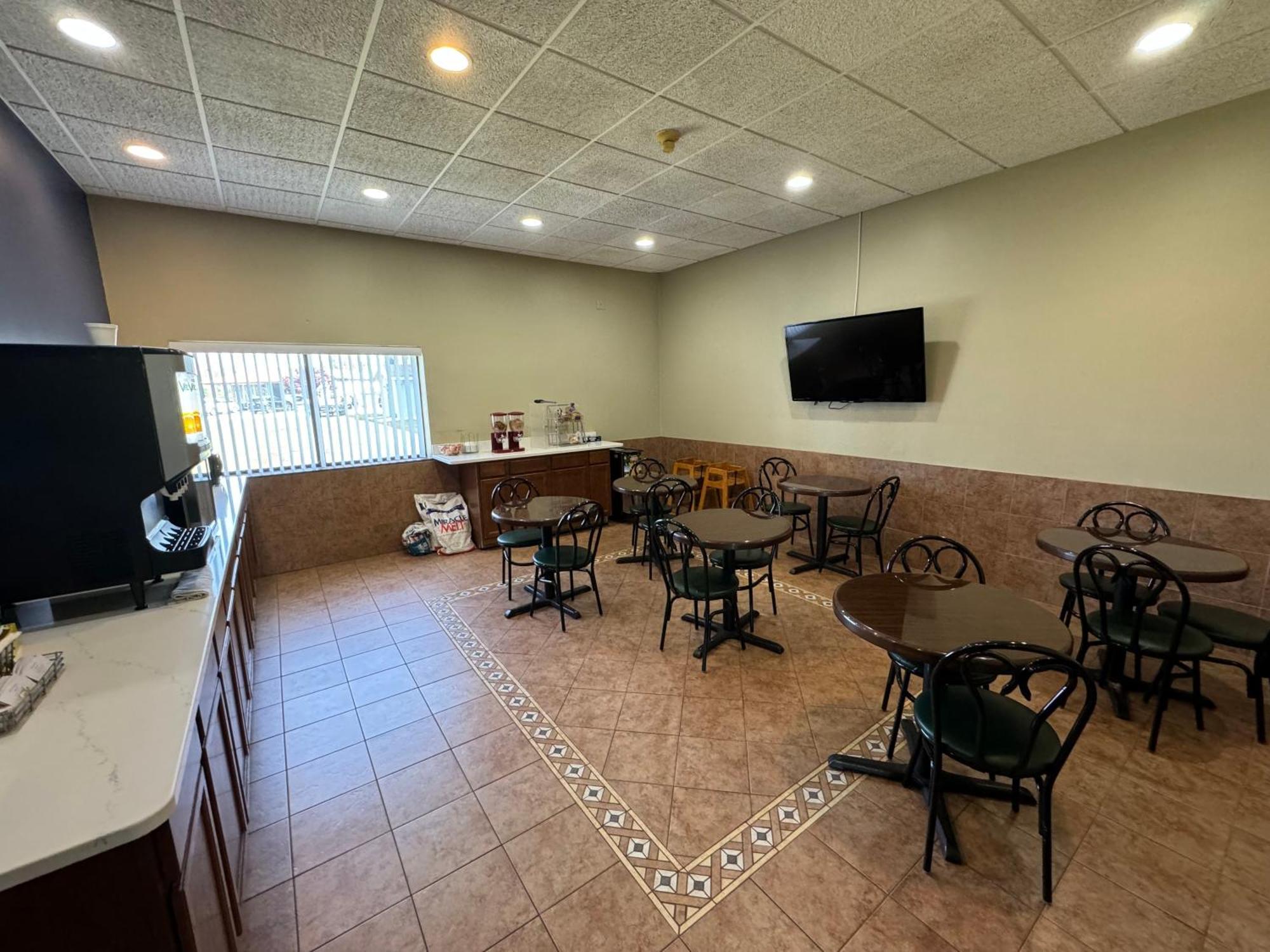 South Ridge Inn North Ridgeville Bagian luar foto